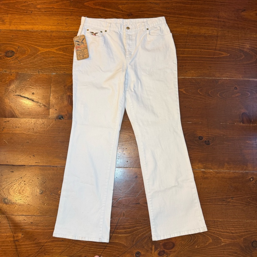 NWT- American Living-‎ White Bootcut Jeans. Size 12